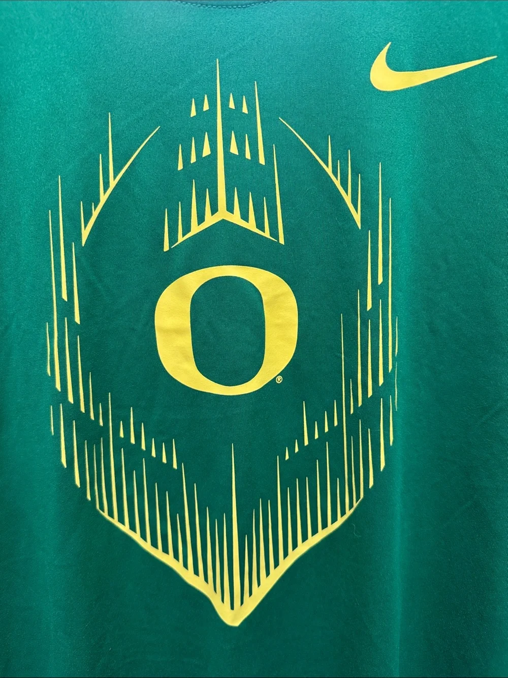 Nike Oregon Ducks Primetime Legend Kinetic Mantra Dri-Fit T-Shirt Apple Green